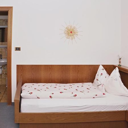 Pension Brunhild San Leonardo in Passiria Bagian luar foto