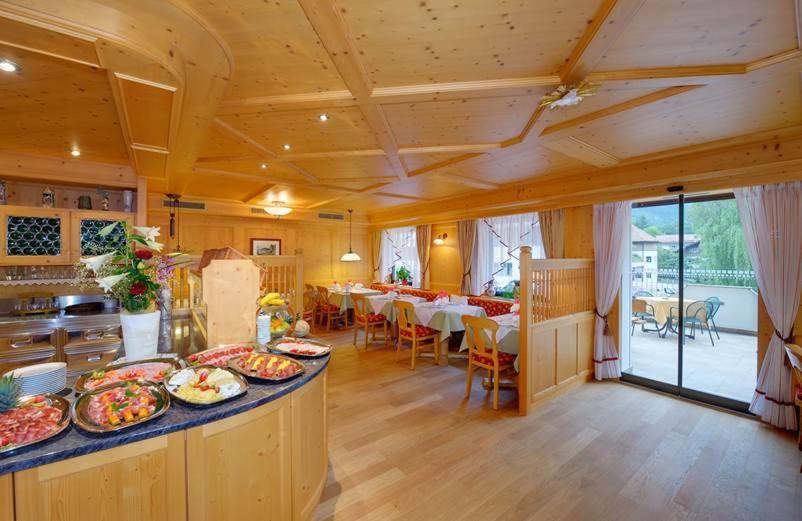 Pension Brunhild San Leonardo in Passiria Bagian luar foto