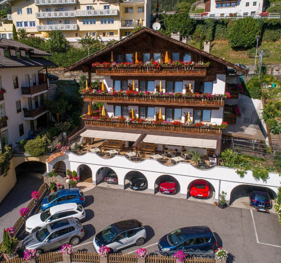 Pension Brunhild San Leonardo in Passiria Bagian luar foto