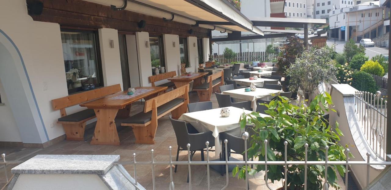 Pension Brunhild San Leonardo in Passiria Bagian luar foto